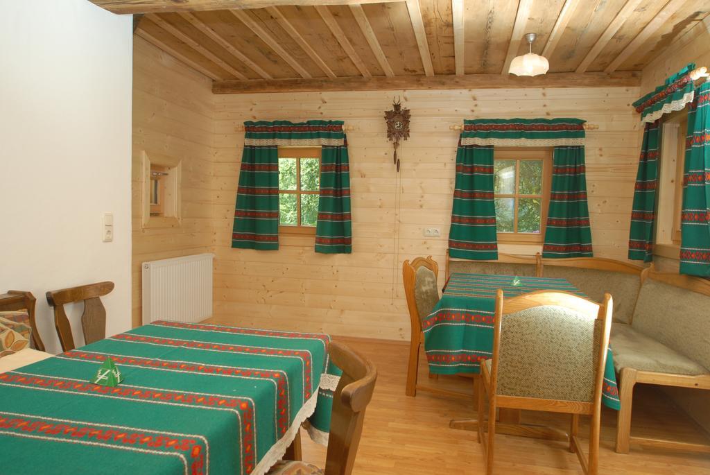Ferienhaus Leitenbauer-Huabn Pernegg an der Mur Szoba fotó