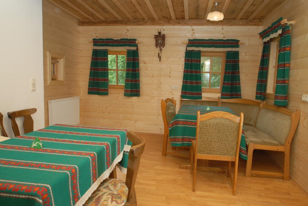 Ferienhaus Leitenbauer-Huabn Pernegg an der Mur Szoba fotó